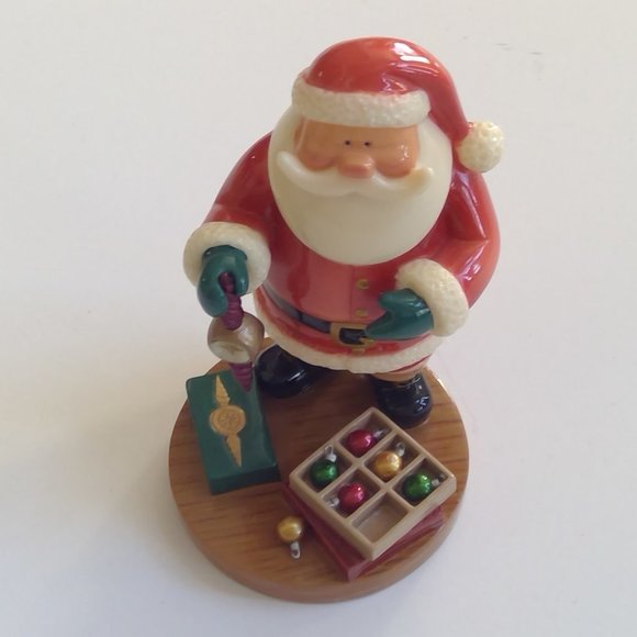 Echoes Simply Santa Figurines "All the Trimmings" - Picture 2 of 7